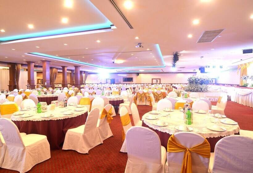 酒店 Chumphon Gardens