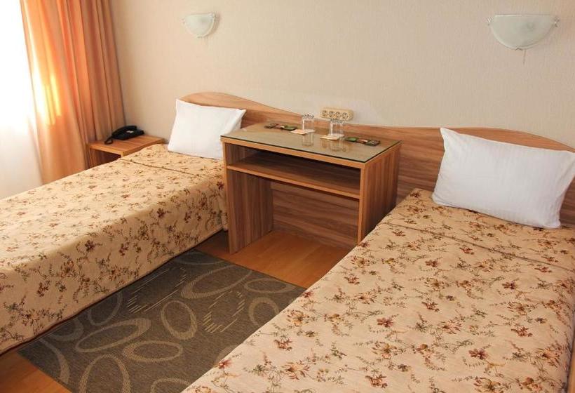 فندق Cosmos Business