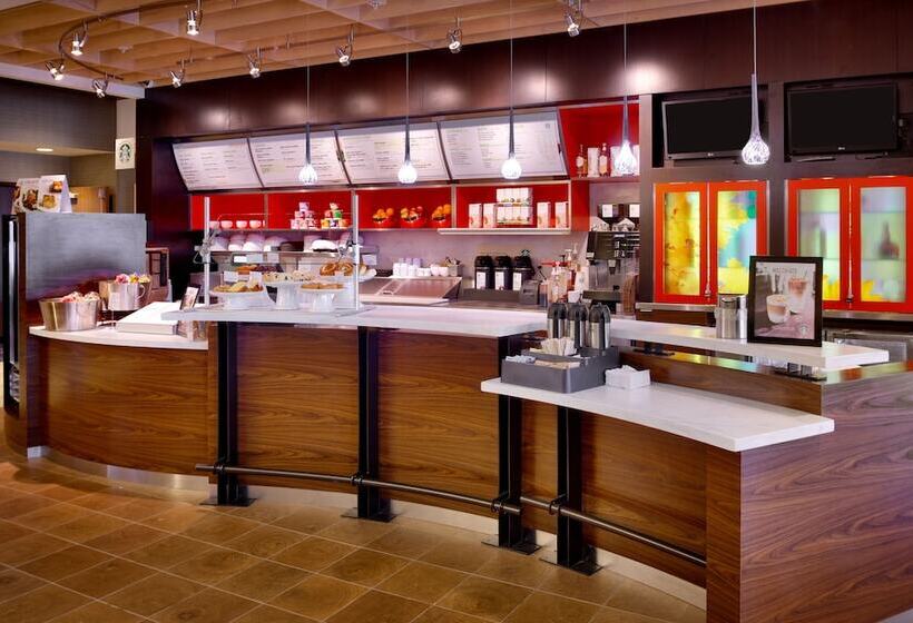 هتل Courtyard By Marriott Phoenix Mesa Gateway Airport