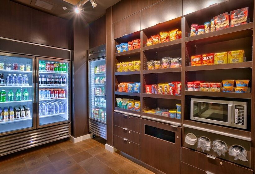 בית מלון כפרי Courtyard By Marriott Phoenix Mesa Gateway Airport