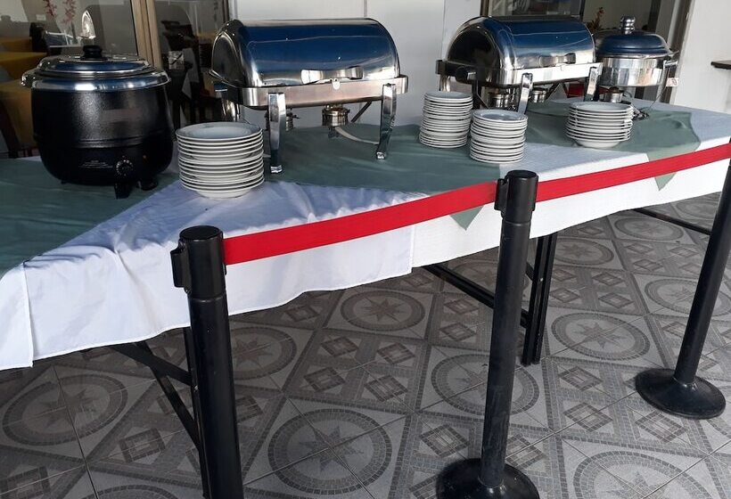 酒店 Diamante Melgar