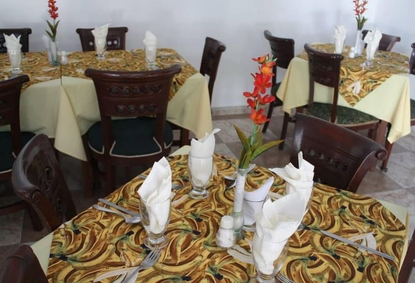 酒店 Diamante Melgar