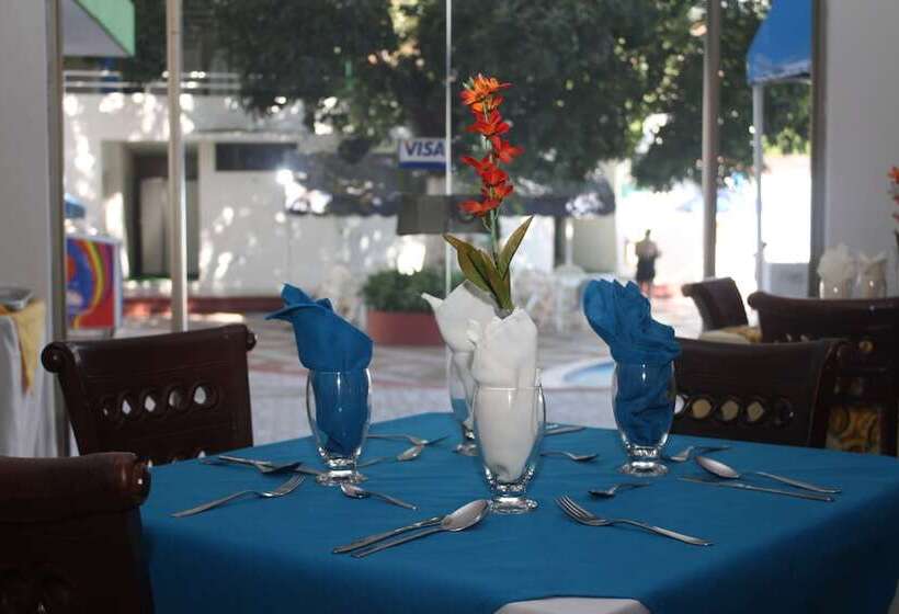 酒店 Diamante Melgar