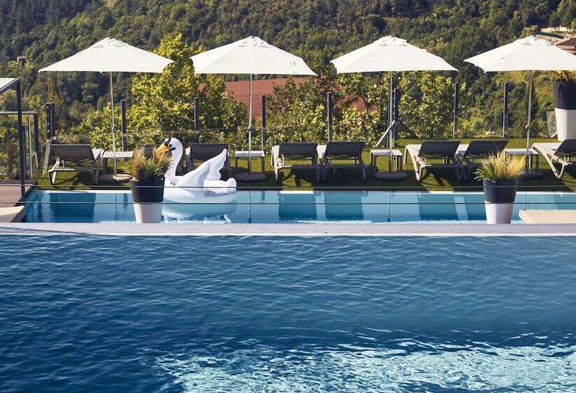 هتل Domaine De Chalvêches Hôtel Spa 4