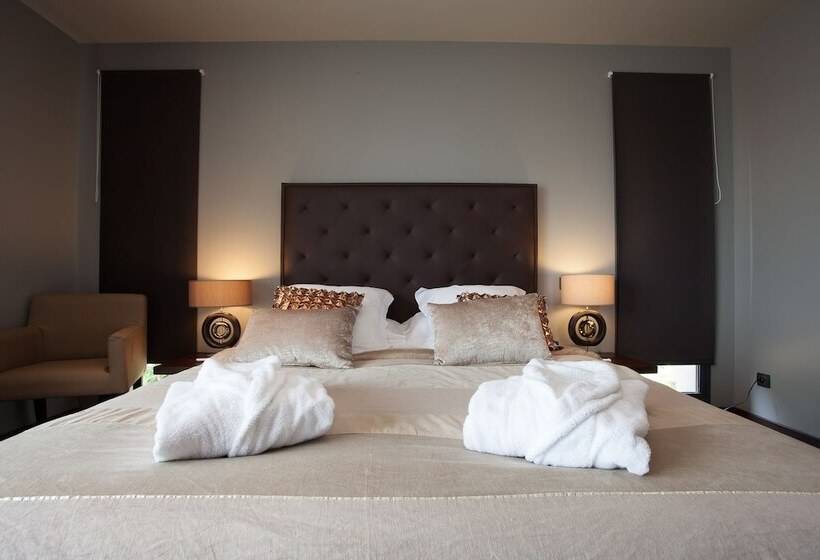 Отель Domaine De Chalvêches Hôtel Spa 4