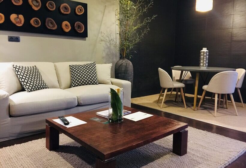 Отель Domaine De Chalvêches Hôtel Spa 4