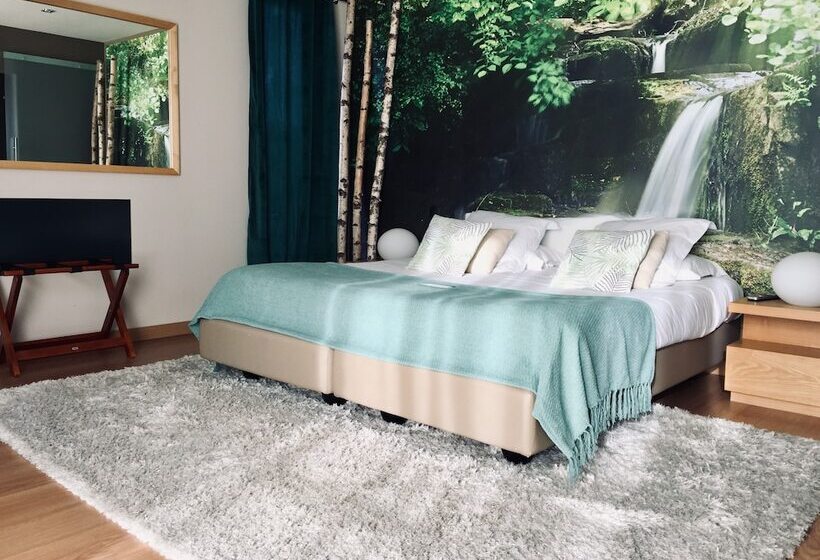 Отель Domaine De Chalvêches Hôtel Spa 4