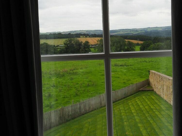 Отель Duke Of Wellington Inn