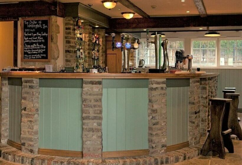 Отель Duke Of Wellington Inn