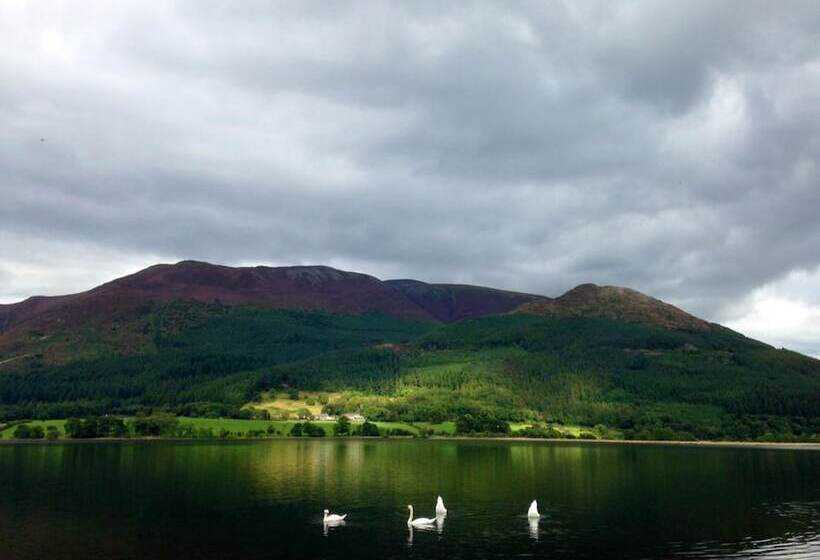 בית מלון כפרי Embleton Spa