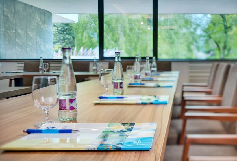 هتل Ensana Esplanade