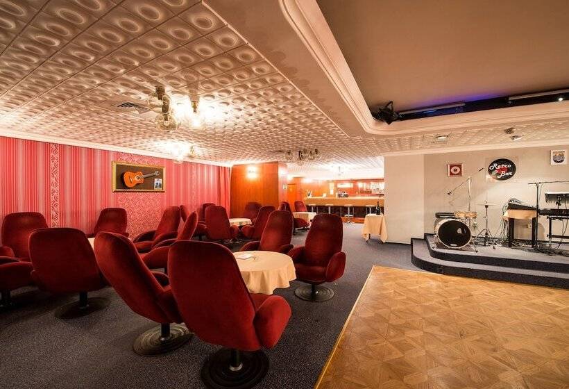 هتل Ensana Esplanade