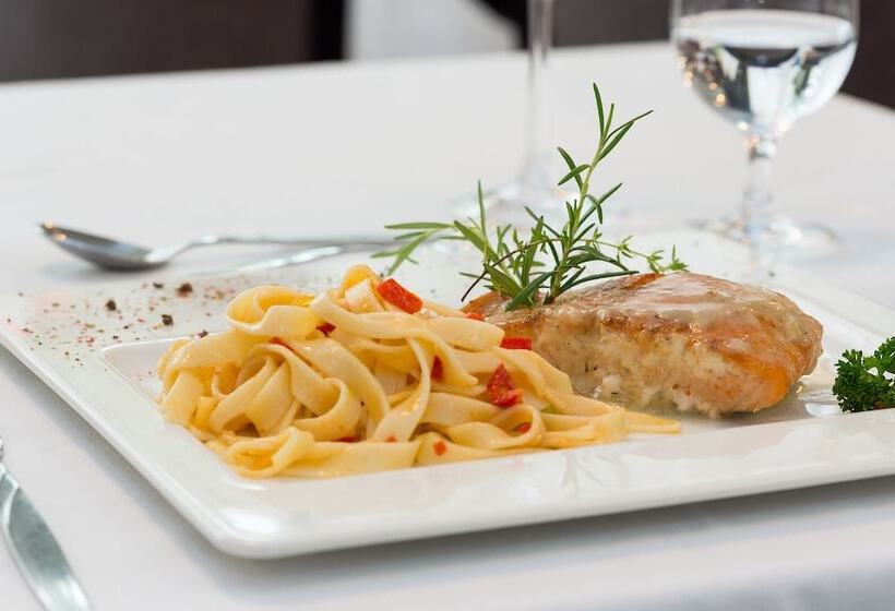 هتل Ensana Esplanade