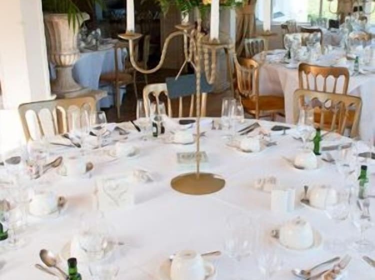 בית מלון כפרי Enterkine Country House Resort