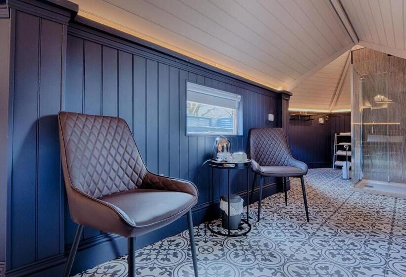 בית מלון כפרי Enterkine Country House Resort