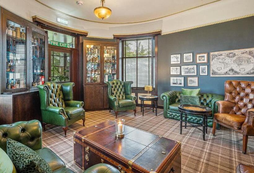 בית מלון כפרי Enterkine Country House Resort