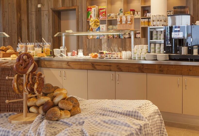 Explorer Hotel Oberstdorf