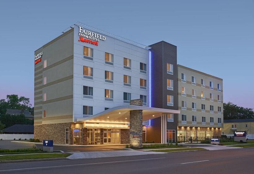 בית מלון כפרי Fairfield By Marriott Niagara Falls