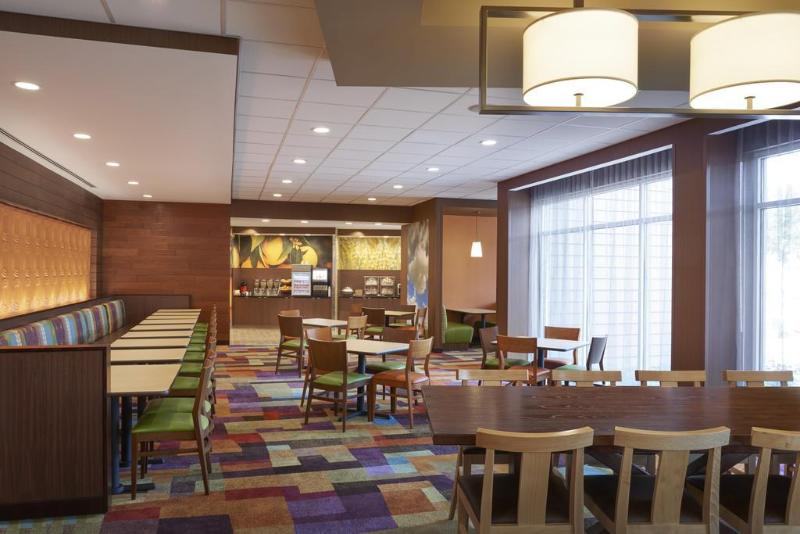 هتل Fairfield By Marriott Niagara Falls