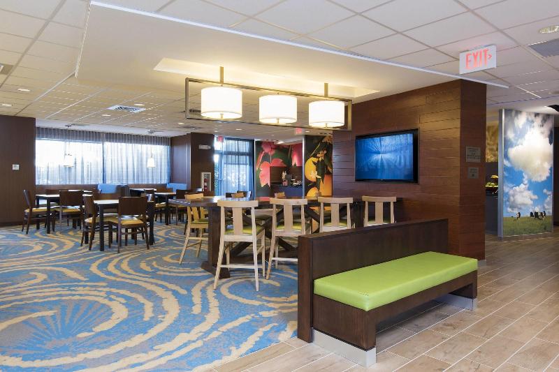 בית מלון כפרי Fairfield Inn & Suites By Marriott Tampa Westshore/airport