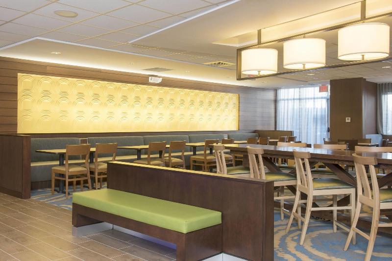 בית מלון כפרי Fairfield Inn & Suites By Marriott Tampa Westshore/airport