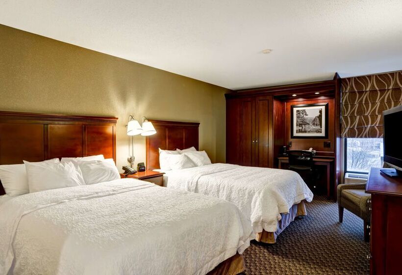 فندق Hampton Inn Fairmont