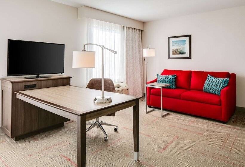 فندق Hampton Inn & Suites Kenosha