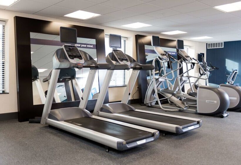هتل Hampton Inn & Suites La Crosse Downtown