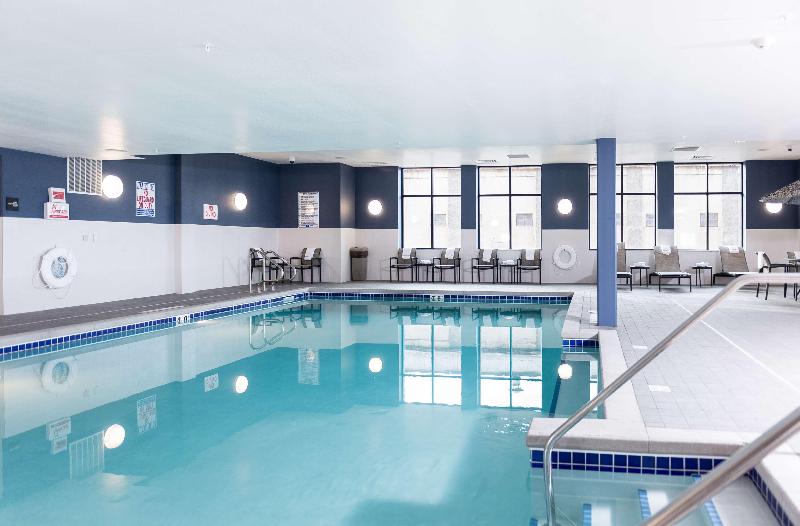 فندق Hampton Inn & Suites La Crosse Downtown