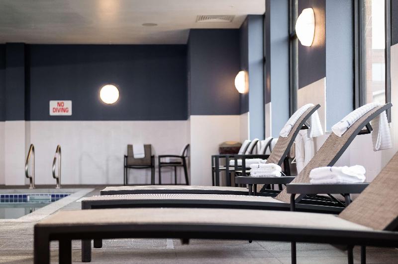 فندق Hampton Inn & Suites La Crosse Downtown