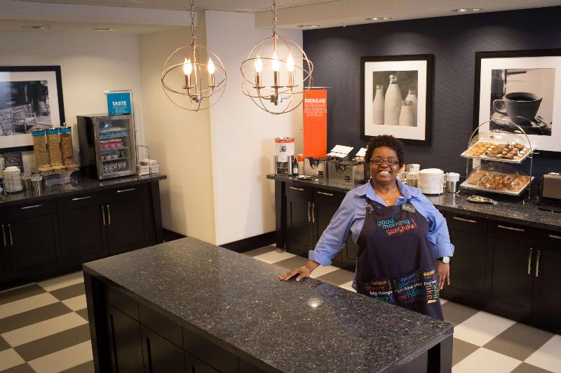 فندق Hampton Inn & Suites La Crosse Downtown