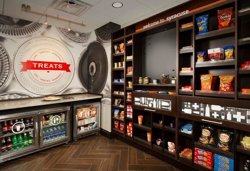 Отель Hampton Inn & Suites Syracuse/carrier Circle