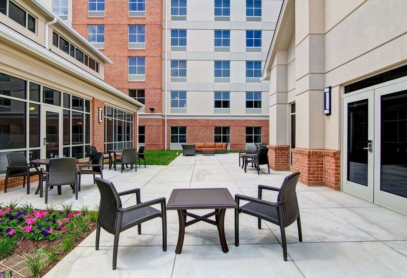 فندق Homewood Suites By Hilton Woodbridge