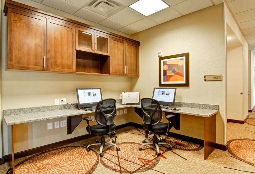 فندق Homewood Suites By Hilton Woodbridge