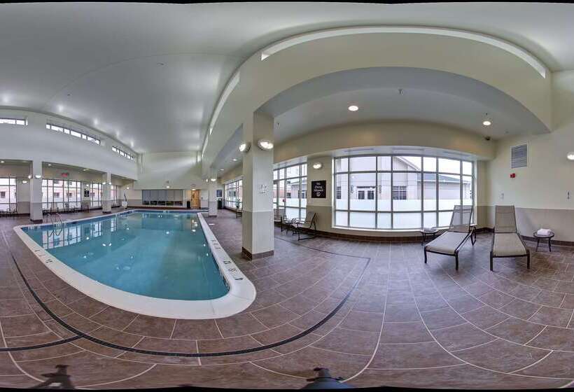 فندق Homewood Suites By Hilton Woodbridge