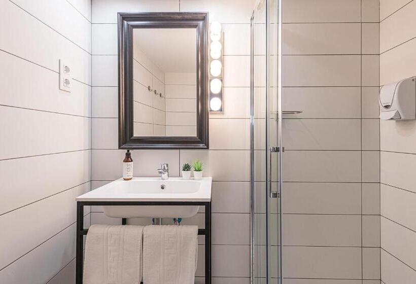 Отель Bypillow House