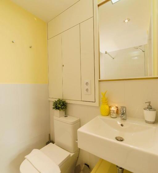 Отель Bypillow House