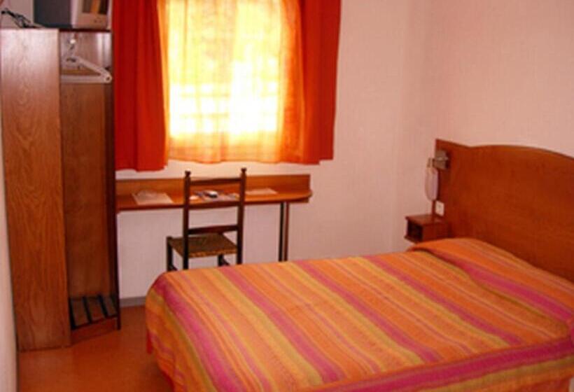 فندق Hôtel De L'orb