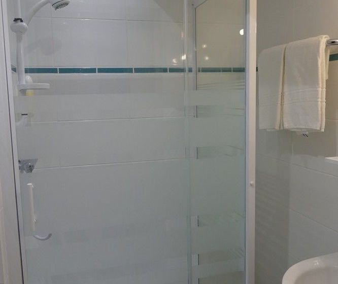 Отель Hôtel Du Grand Cerf