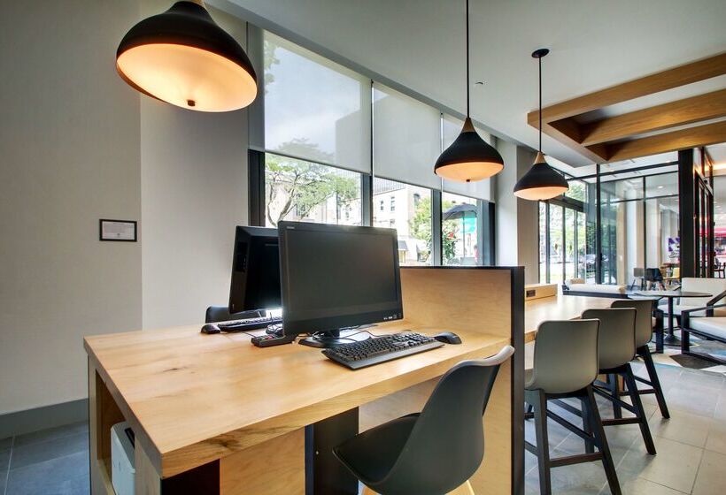 هتل Hyatt House Chicago/evanston