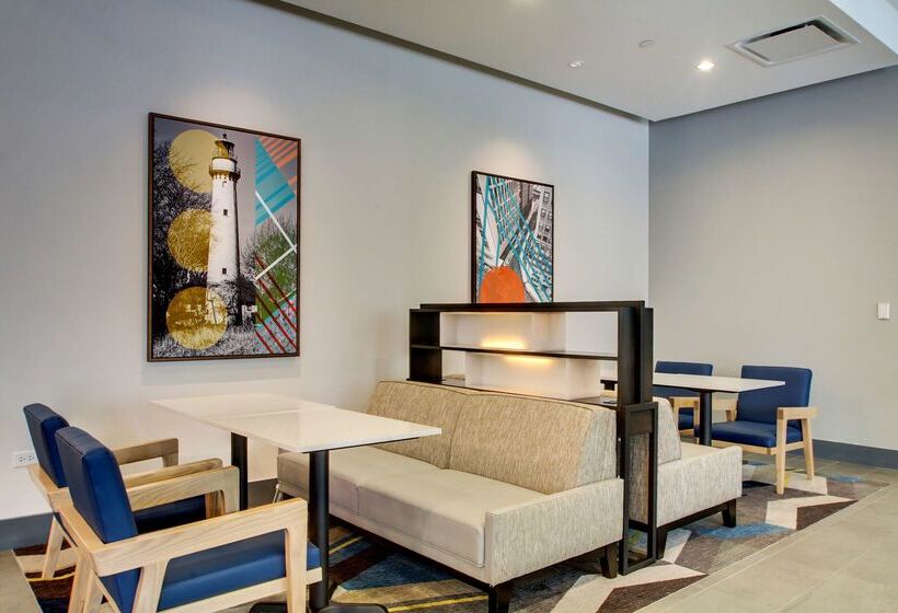 هتل Hyatt House Chicago/evanston