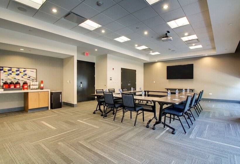 هتل Hyatt House Chicago/evanston