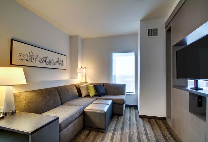 هتل Hyatt House Chicago/evanston
