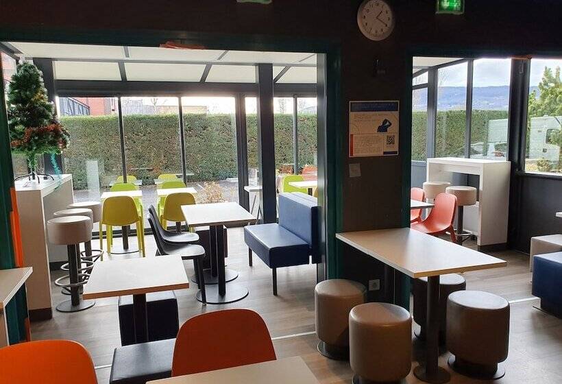 Отель Ibis Budget Clermont Ferrand Sud