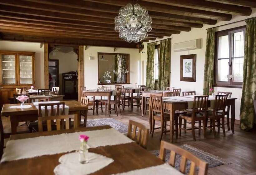 ホテル Il Bosco Di Arichis