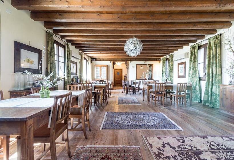 ホテル Il Bosco Di Arichis