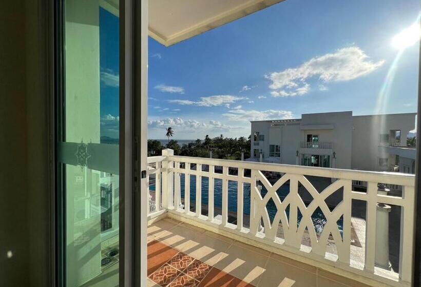 ホテル Krabi Front Bay Resort