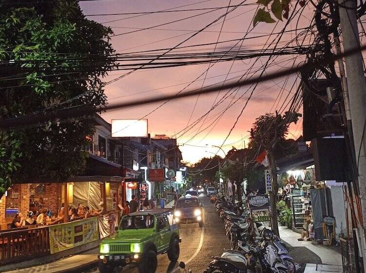 בית מלון כפרי Kusnadi