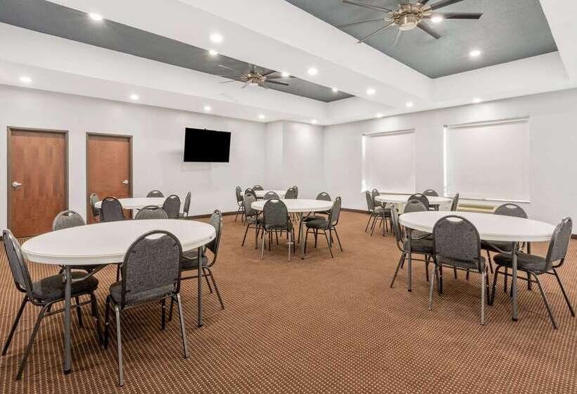 호텔 La Quinta By Wyndham Guthrie