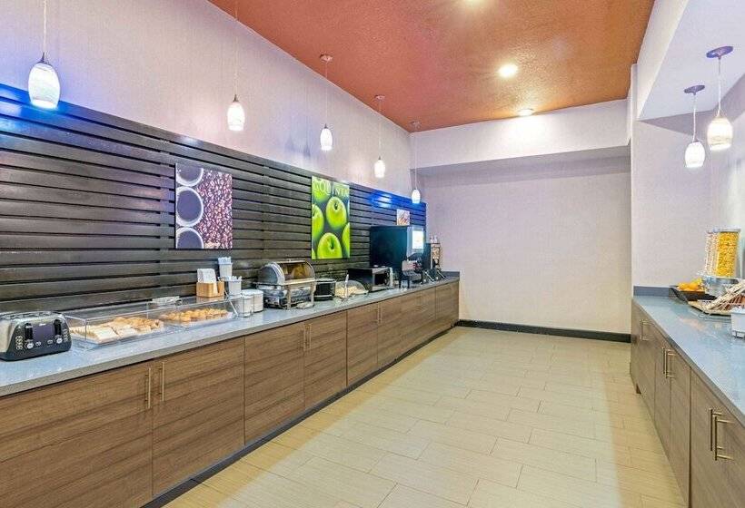 호텔 La Quinta By Wyndham Guthrie